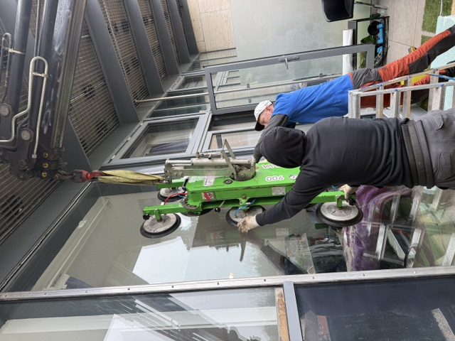 About Upper Edmonton Glazing